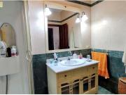 Casa de campo con oliviar en venta