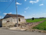 Casa de campo con terreno para reformar en Dolores