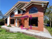 CASA DE CAMPO CON TERRENO, TABACUNDO