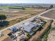 Casa De Campo de 3 habitaciones en venta en Elche, Alicante