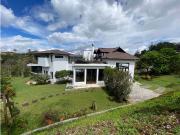 Casa de campo de alto standing de 2 dormitorios en venta...