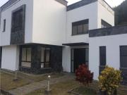 Casa de campo de alto standing de 3 dormitorios en venta...