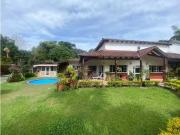 Casa de campo de alto standing de 3 dormitorios en venta...