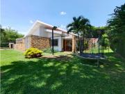 Casa de campo de alto standing de 3 dormitorios en venta...