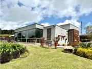 Casa de campo de alto standing de 3 dormitorios en venta...