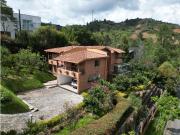 Casa de campo de alto standing de 3 dormitorios en venta...