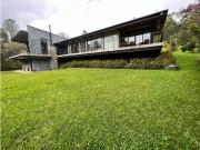 Casa de campo de alto standing de 3 dormitorios en venta...