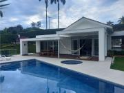 Casa de campo de alto standing de 3 dormitorios en venta...