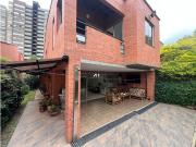 Casa de campo de alto standing de 3 dormitorios en venta...