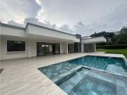 Casa de campo de alto standing de 3 dormitorios en venta...