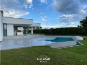 Casa de campo de alto standing de 3 dormitorios en venta...