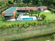 Casa de campo de alto standing de 3 dormitorios en venta...