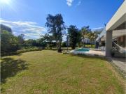 Casa de campo de alto standing de 3 dormitorios en venta...