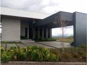 Casa de campo de alto standing de 3 dormitorios en venta...