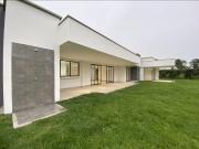 Casa de campo de alto standing de 3 dormitorios en venta...