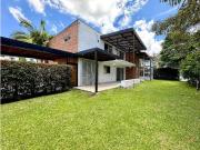 Casa de campo de alto standing de 3 dormitorios en venta...