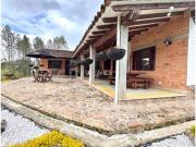 Casa de campo de alto standing de 3 dormitorios en venta...