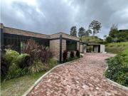 Casa de campo de alto standing de 3 dormitorios en venta...