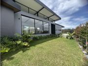 Casa de campo de alto standing de 3 dormitorios en venta...