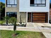 Casa de campo de alto standing de 3 dormitorios en venta...