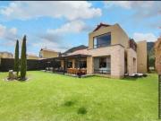 Casa de campo de alto standing de 4 dormitorios en venta... Casa de campo de alto standing de 4 dormitorios en venta...