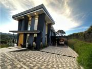 Casa de campo de alto standing de 4 dormitorios en venta...