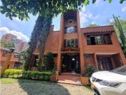 Casa de campo de alto standing de 4 dormitorios en venta...