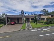 Casa de campo de alto standing de 4 dormitorios en venta...