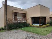 Casa de campo de alto standing de 4 dormitorios en venta...