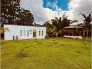 Casa de campo de alto standing de 4 dormitorios en venta...