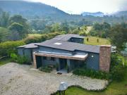 Casa de campo de alto standing de 4 dormitorios en venta...