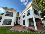Casa de campo de alto standing de 4 dormitorios en venta...