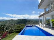 Casa de campo de alto standing de 4 dormitorios en venta...