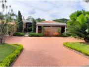 Casa de campo de alto standing de 4 dormitorios en venta...