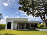 Casa de campo de alto standing de 4 dormitorios en venta...