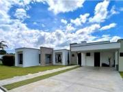 Casa de campo de alto standing de 4 dormitorios en venta...