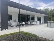 Casa de campo de alto standing de 4 dormitorios en venta...