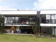 Casa de campo de alto standing de 4 dormitorios en venta...