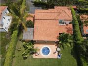 Casa de campo de alto standing de 4 dormitorios en venta...