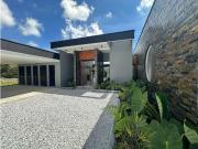 Casa de campo de alto standing de 4 dormitorios en venta...