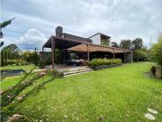 Casa de campo de alto standing de 4 dormitorios en venta...