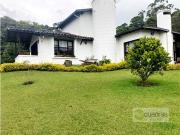Casa de campo de alto standing de 4 dormitorios en venta...
