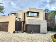 Casa de campo de alto standing de 4 dormitorios en venta...