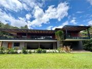 Casa de campo de alto standing de 4 dormitorios en venta...