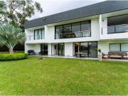 Casa de campo de alto standing de 4 dormitorios en venta...