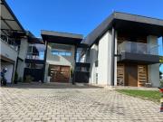 Casa de campo de alto standing de 4 dormitorios en venta...