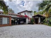 Casa de campo de alto standing de 4 dormitorios en venta...