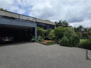 Casa de campo de alto standing de 4 dormitorios en venta...