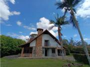 Casa de campo de alto standing de 4 dormitorios en venta...