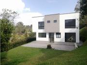 Casa de campo de alto standing de 4 dormitorios en venta...